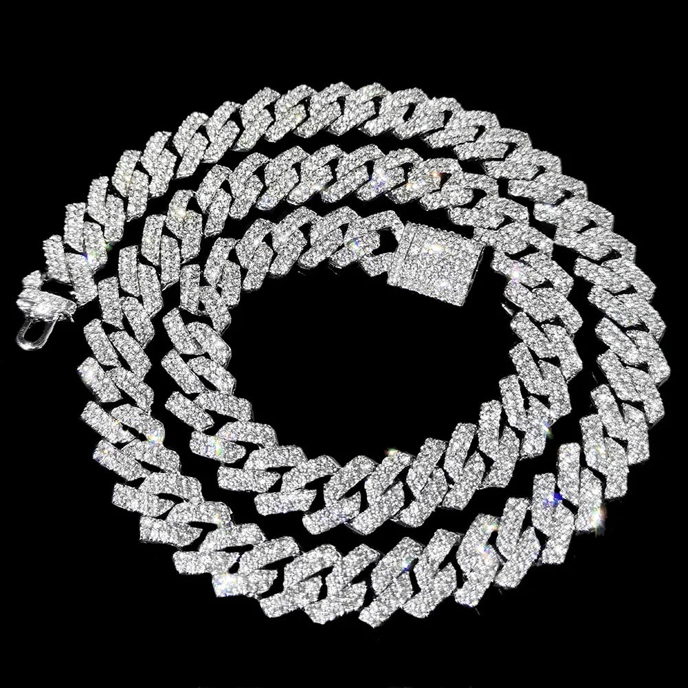 Veloura™ Iced Cuban Link Chain – 18K Gold & Silver Edition (18–24 Inch)